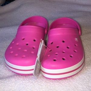 Crocband crocs size 7 Men’s and 9 Women’s. NWT